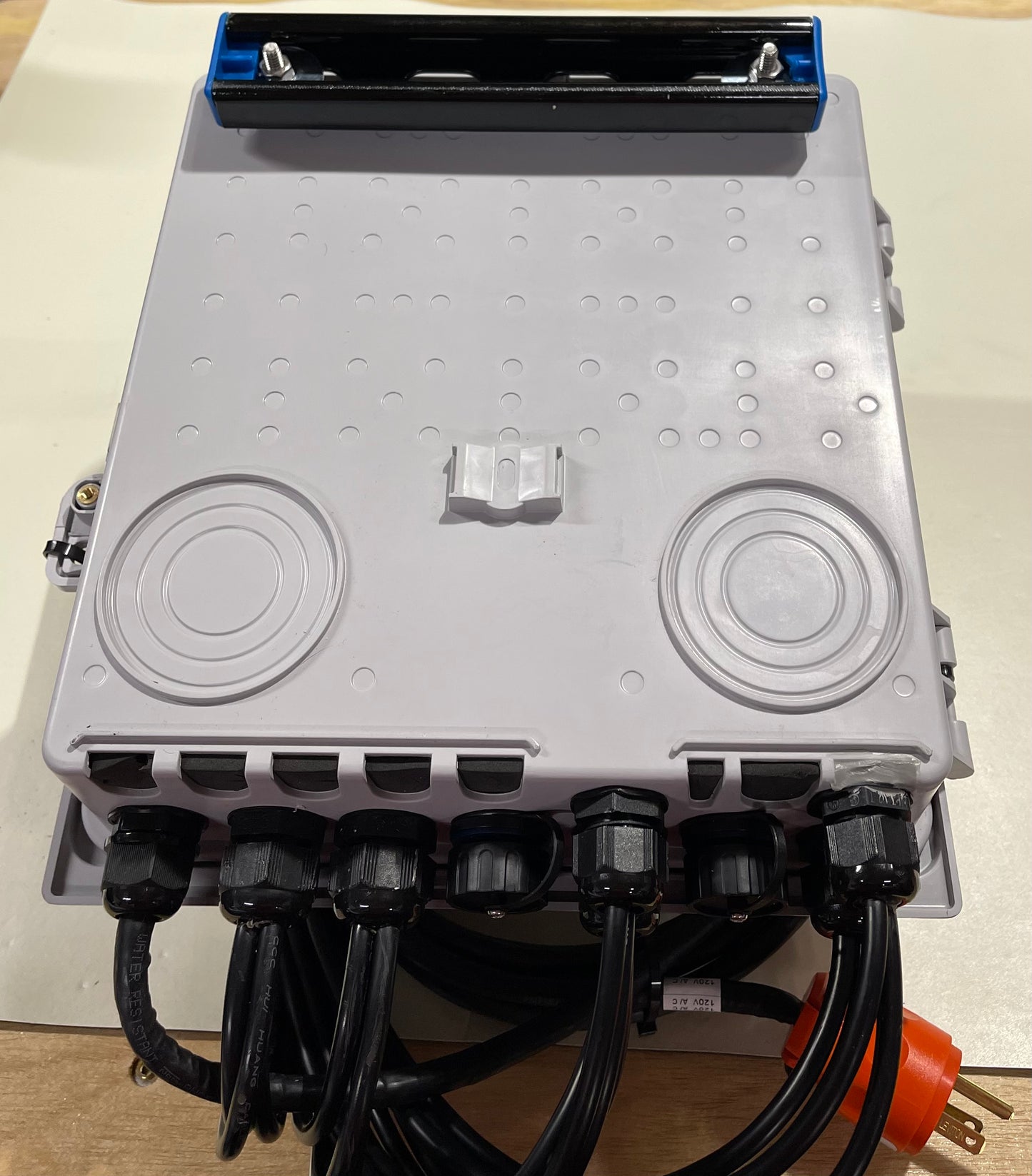 Smart Receiver Controller with power vent